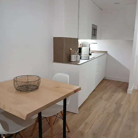 Acogedor En La Barrio Historico 아파트