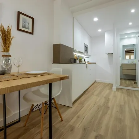 Acogedor En La Barrio Historico Daire *
